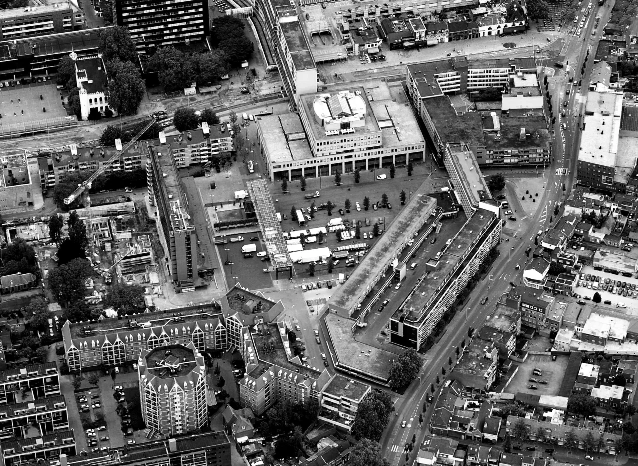 LEVS Koningsplein luchtfoto min