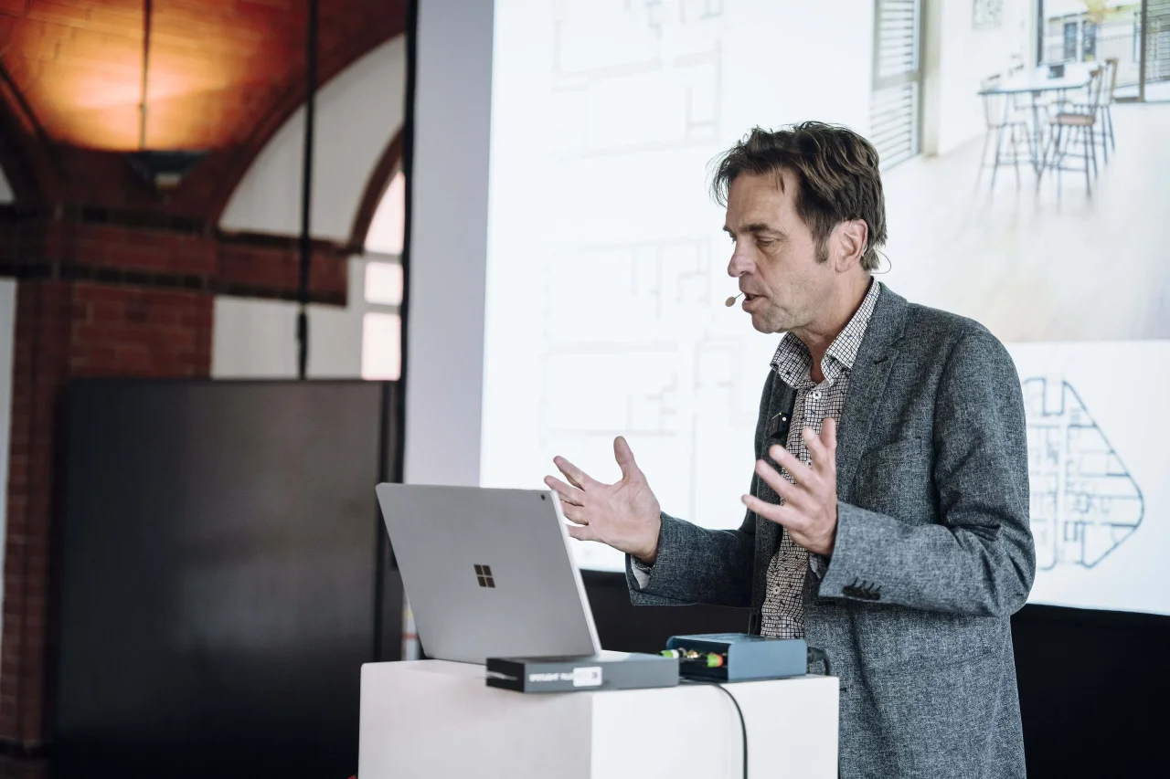 LEVS kennisdelen lezing foto malikstudio min