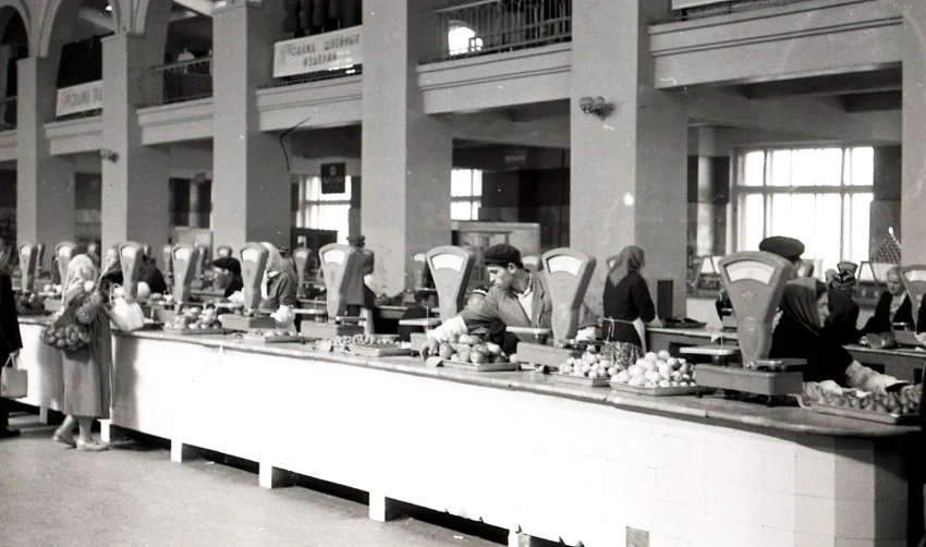 LEVS Forum City historic market