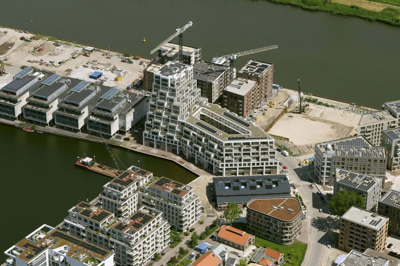 LEVS De Binnenbocht1 Your Captain Luchtfotografie crop min