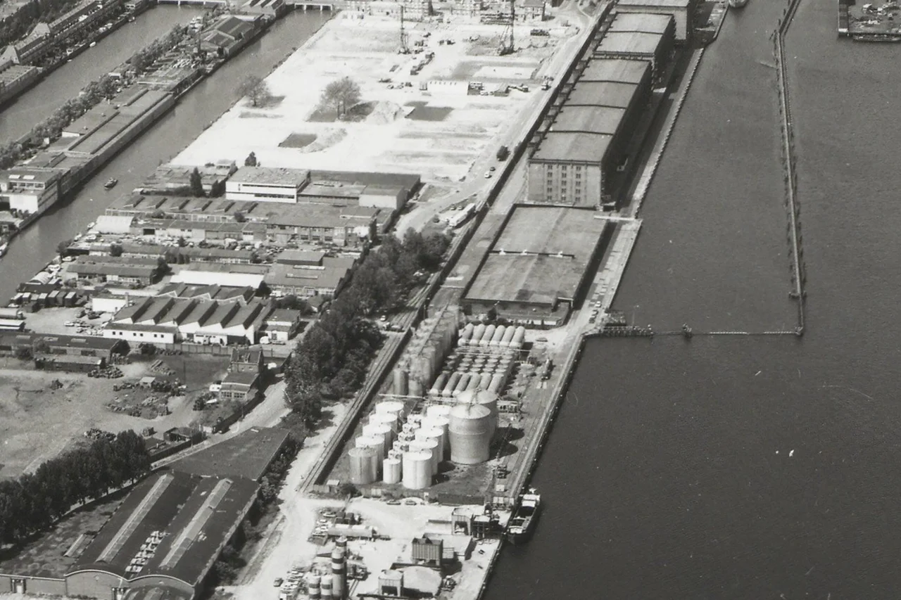 Entrepothaven 1987 Stadsarchief Amsterdam crop min