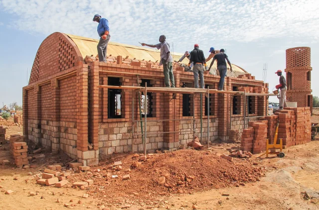 Mudbrick-training Sangha
