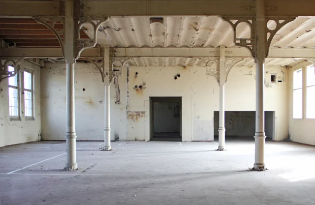 Made-to-measure lofts